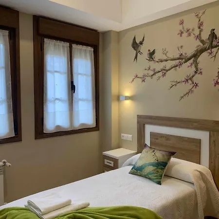 Cumbres De Picos La Yedra *