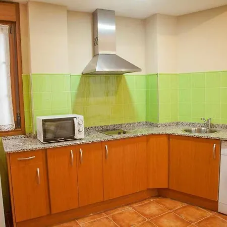 Cumbres De Picos La Yedra